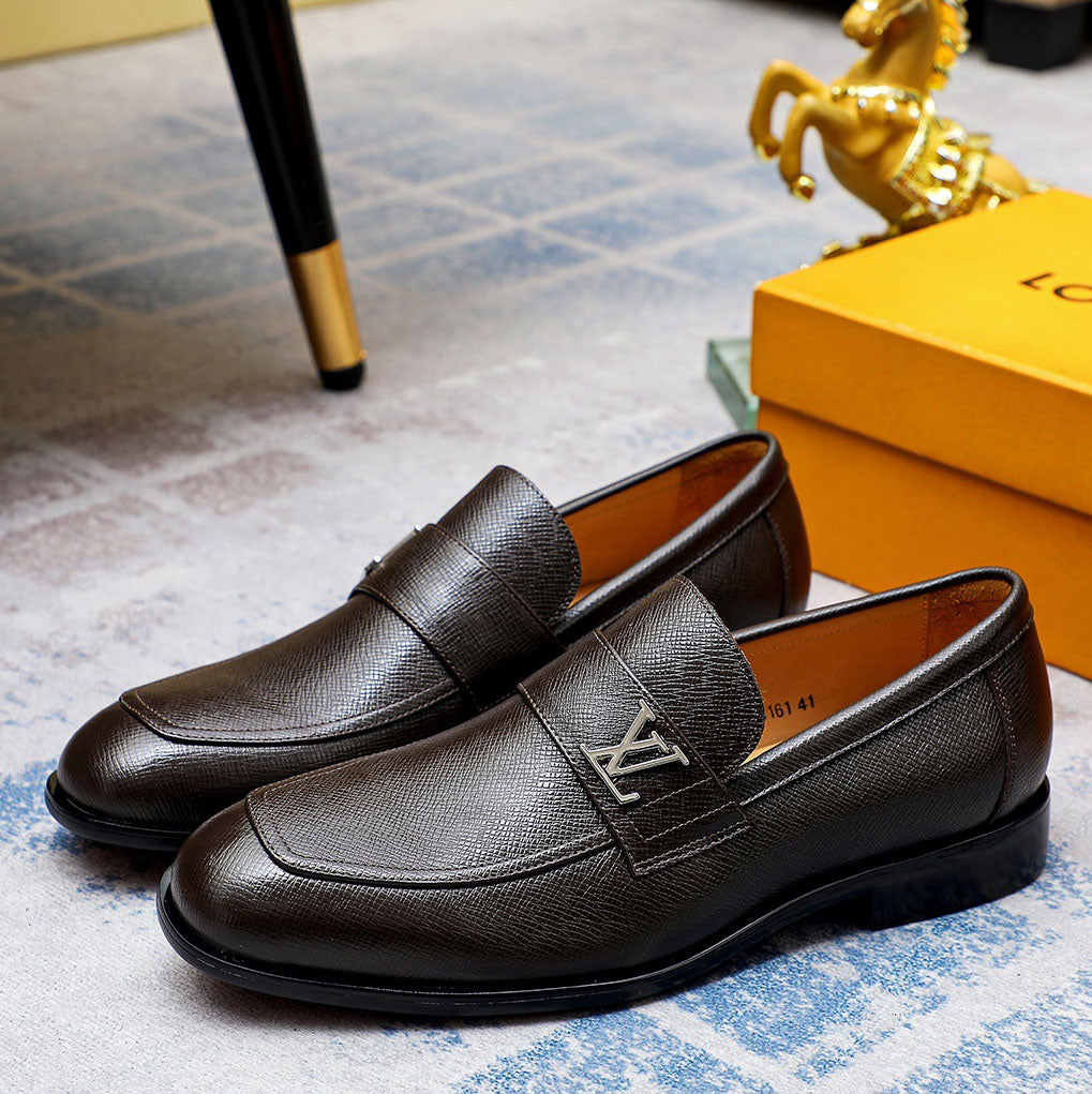 Men's Cross Grain Metal Logo Slip-On Loafers NE190130