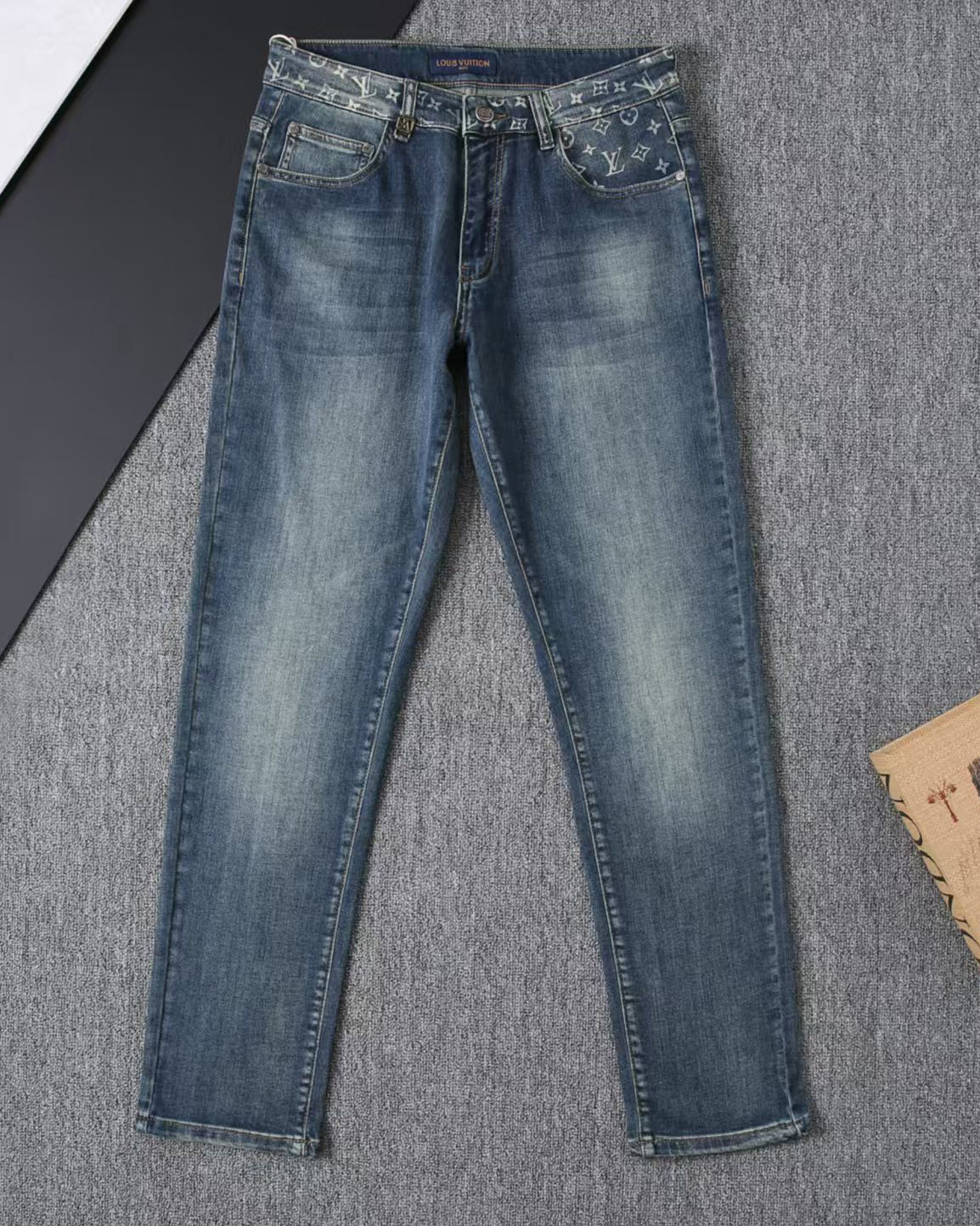 Vintage Blue Printed Mens Jeans E260925