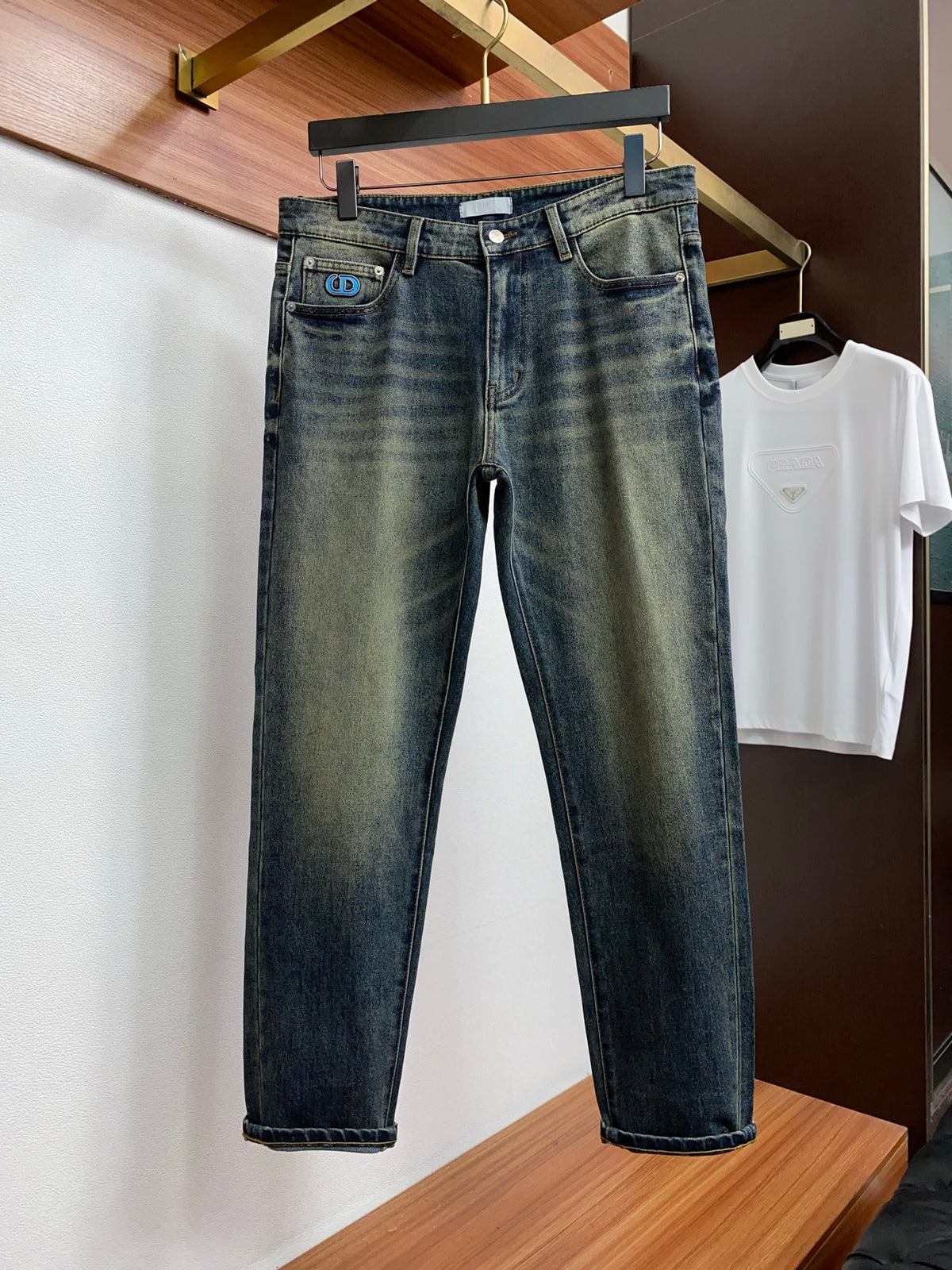 Back Pocket Printed & Embroidered Vintage Denim Jeans R260531