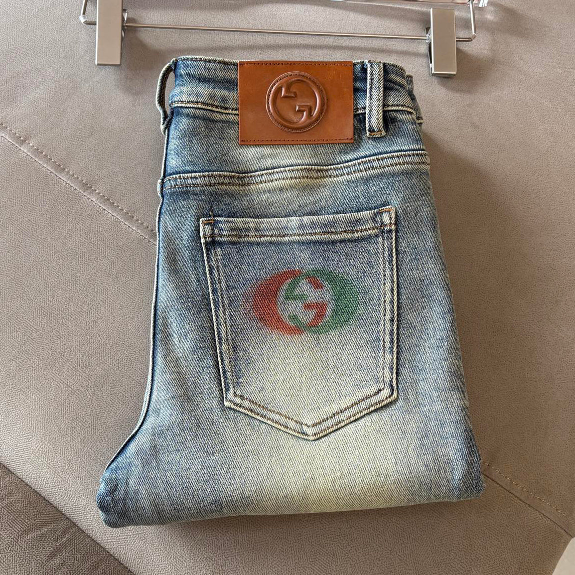 Back Pocket Color Circular Printed Vintage Light Blue Denim Jeans R260550